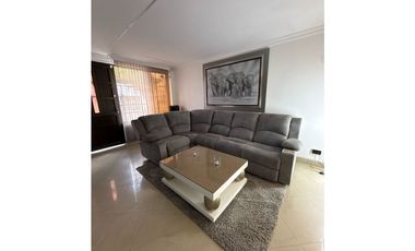 CASA GRANDE EN CARTAGO CON TRES APARTAMENTOS INDEPENDIENTES