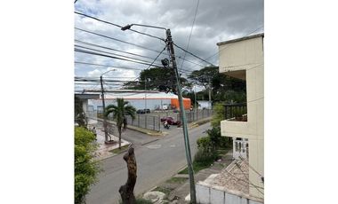 CASA GRANDE EN CARTAGO CON TRES APARTAMENTOS INDEPENDIENTES