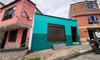 VENTA DE CASA CON LOCAL