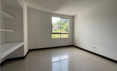 Se Alquila Apto en el Aguacatal oeste cali