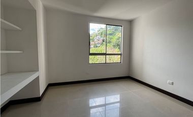 Se Alquila Apto en el Aguacatal oeste cali