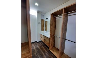 SE ALQUILA CASA EN pueblito cafetero  PEREIRA