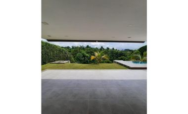 SE ALQUILA CASA EN pueblito cafetero  PEREIRA