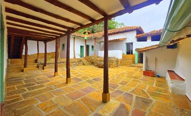 Vendo Casa Barichara Sector la Loma casa Loma Serena
