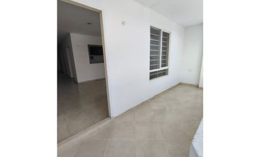 SE ARRIENDA  APARTAMENTO EN EL BARRIO EL MORA DE MONTERIA.