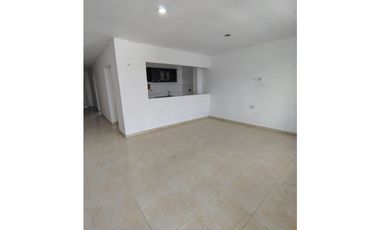 SE ARRIENDA  APARTAMENTO EN EL BARRIO EL MORA DE MONTERIA.