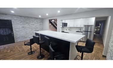 Bonita casa en zona centrica de mazamittla jalisco