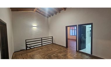 Bonita casa en zona centrica de mazamittla jalisco