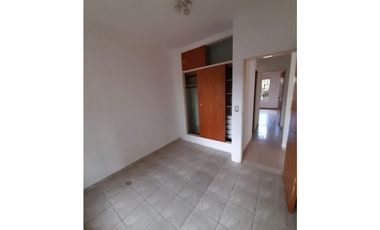 HERMOSO CHALET. LOTE PROPIO EN ALQUILER. VILLA UDAONDO