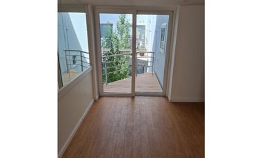 Alquiler por 24 meses departamento de 3 amb. zona shopping Aldrey