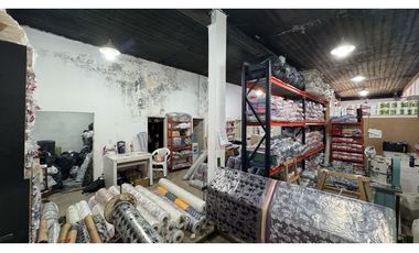 Venta local comercial+ 2 deptos 2 AMB - Merlo