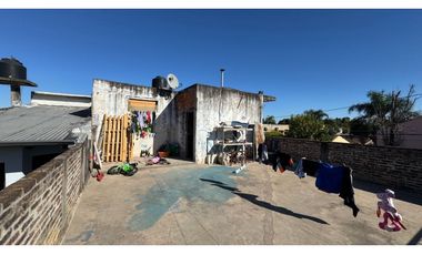 Venta local comercial+ 2 deptos 2 AMB - Merlo