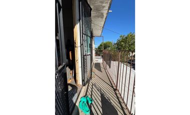 Venta local comercial+ 2 deptos 2 AMB - Merlo
