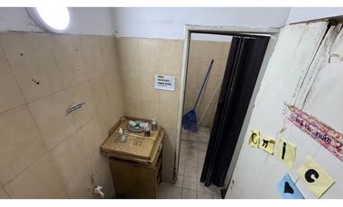 Venta local comercial+ 2 deptos 2 AMB - Merlo