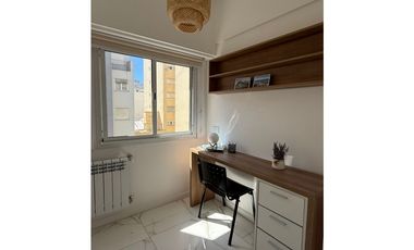 3 AMBIENTES MUY LUMINOSO EN RIVADAVIA 2200