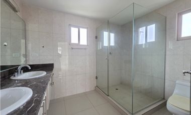 VENTA CASA PH SPRING HILLS EN PUERTO CAIMITO LA CHORRERA (OF)