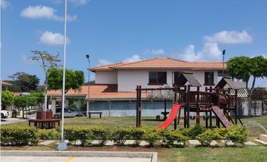 VENTA CASA PH SPRING HILLS EN PUERTO CAIMITO LA CHORRERA (OF)