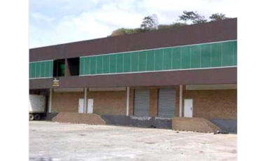 SE VENDE GALERA DE 1603M EN PARQUE INDUSTRIAL MILLA 8 CON MEZANINNE