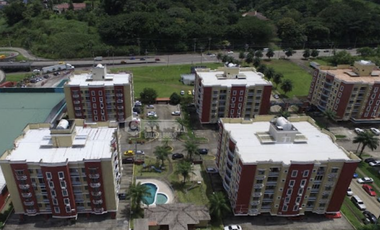 SE VENDE APARTAMENTO EN CONDADO DEL REY PH TORRES DE MILAN CON BALCON