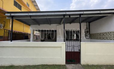 OPORTUNIDAD! Casa a la venta en Santa Maria, Betania