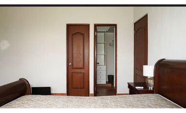 Venta de apartamento de playa full amoblado en Roca marina Vista Mar.