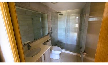 Alquiler Apartamento Exclusivo PH  Parterre Piso con Vista al Canal