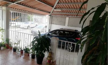 Vendo casa en Villa Lucre