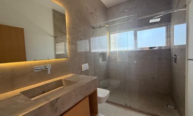 Impecable residencia Moderna