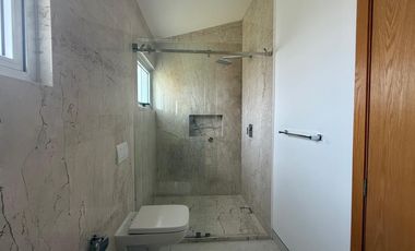 Impecable residencia Moderna