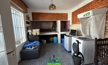 CASA en VENTA sobre Barlcarce al 0-100 en General Rodríguez