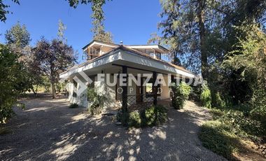 Casa en Arriendo en Cam. La Alameda
