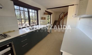 Casa en Arriendo en Cam. La Alameda
