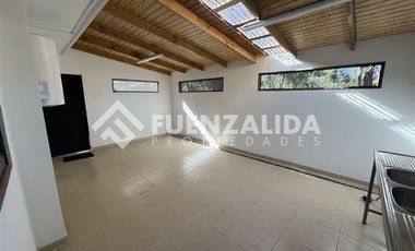 Casa en Arriendo en Cam. La Alameda