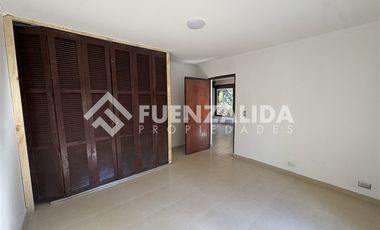 Casa en Arriendo en Cam. La Alameda