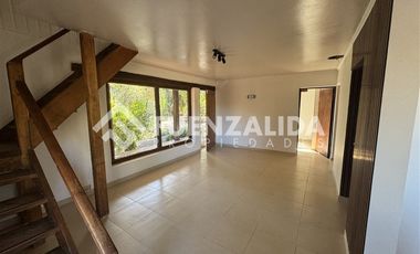 Casa en Arriendo en Cam. La Alameda