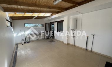 Casa en Arriendo en Cam. La Alameda