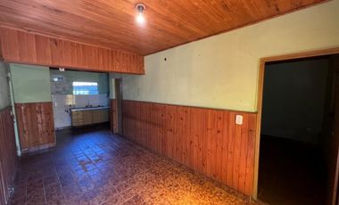 VENTA DE CASA 3 AMBIENTES EN EZEIZA - LOTE DE 217 M² - OPORTUNIDAD