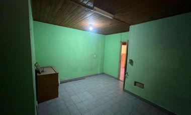 VENTA DE CASA 3 AMBIENTES EN EZEIZA - LOTE DE 217 M² - OPORTUNIDAD