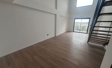 VENTA DE MUY AMPLIO DEPARTAMENTO 2 AMBIENTES CON COCHERA - MONTE GRANDE