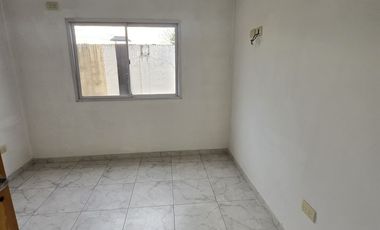 VENTA DE DUPLEX 3 AMBIENTES A LA CALLE CON COCHERA - TOTALMENTEINDEPENDIENTE - SIN EXPENSAS - LUIS GUILLÓN
