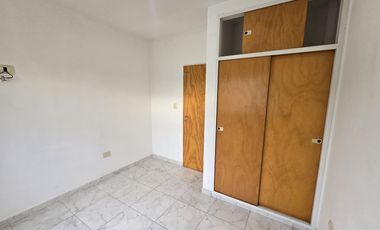 VENTA DE DUPLEX 3 AMBIENTES A LA CALLE CON COCHERA - TOTALMENTEINDEPENDIENTE - SIN EXPENSAS - LUIS GUILLÓN