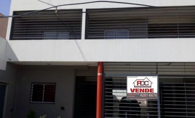 VENTA DE AMPLIO DEPARTAMENTO DE 2 AMBIENTES A ESTRENAR CON COCHERA - APTO A CREDITO