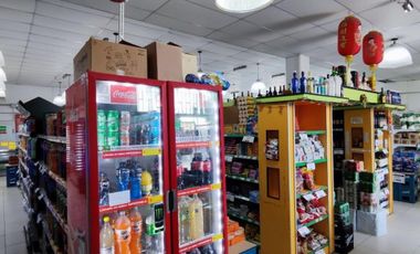 VENTA DE EXCELENTE LOCAL CON VIVIENDA - DEPOSITO - LOTE DE 600 M² - 530 M² CONSTRUIDOS