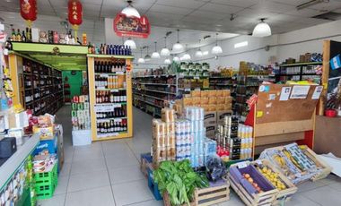 VENTA DE EXCELENTE LOCAL CON VIVIENDA - DEPOSITO - LOTE DE 600 M² - 530 M² CONSTRUIDOS