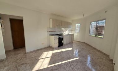ALQUILER DE DEPARTAMENTO 2 AMBIENTES EN MONTE GRANDE - MODERNO - SINCOCHERA
