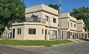 ALQUILER DE DEPARTAMENTO 2 AMBIENTES EN MONTE GRANDE - MODERNO - SINCOCHERA