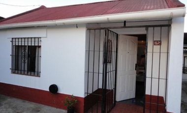 INMUEBLE COMPUESTO POR 2 CASAS - IDEAL RENTA