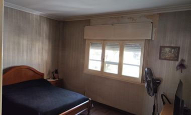 VENTA DE CASA MÁS LOCAL COMERCIAL Y COCHERA - VENTA EN BLOCK - MONTE GRANDE CENTRO