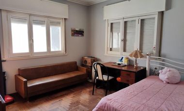 VENTA DE CASA MÁS LOCAL COMERCIAL Y COCHERA - VENTA EN BLOCK - MONTE GRANDE CENTRO