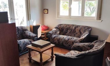 VENTA DE CASA MÁS LOCAL COMERCIAL Y COCHERA - VENTA EN BLOCK - MONTE GRANDE CENTRO